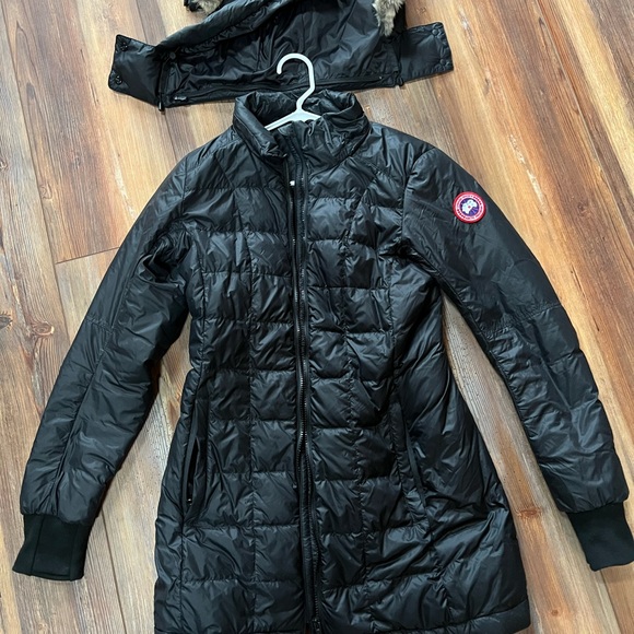 Womens Ellison down jacket. Tailored for a straight cut without fishtail hem. - Picture 2 of 2